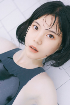 飞天小女小警图片